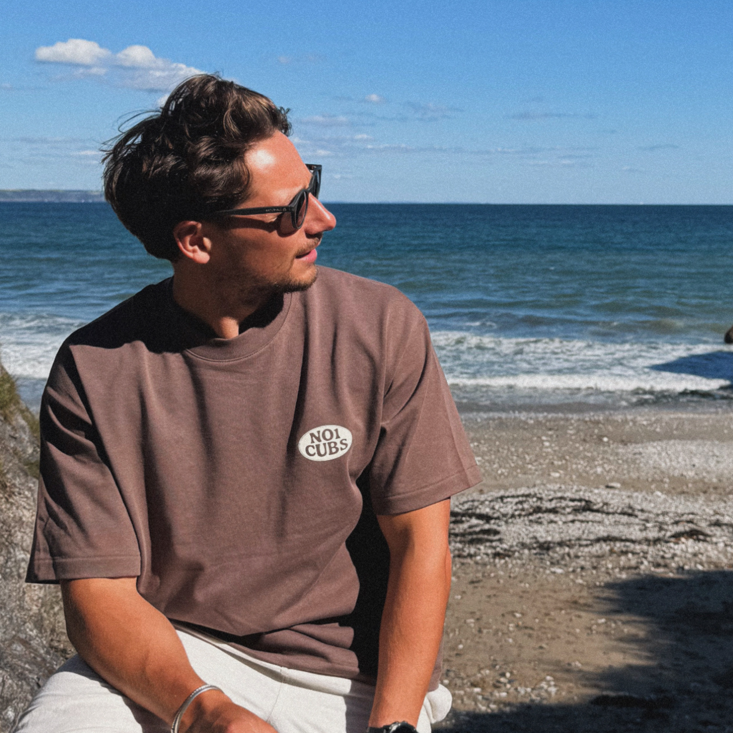 Oval Brown T-shirt