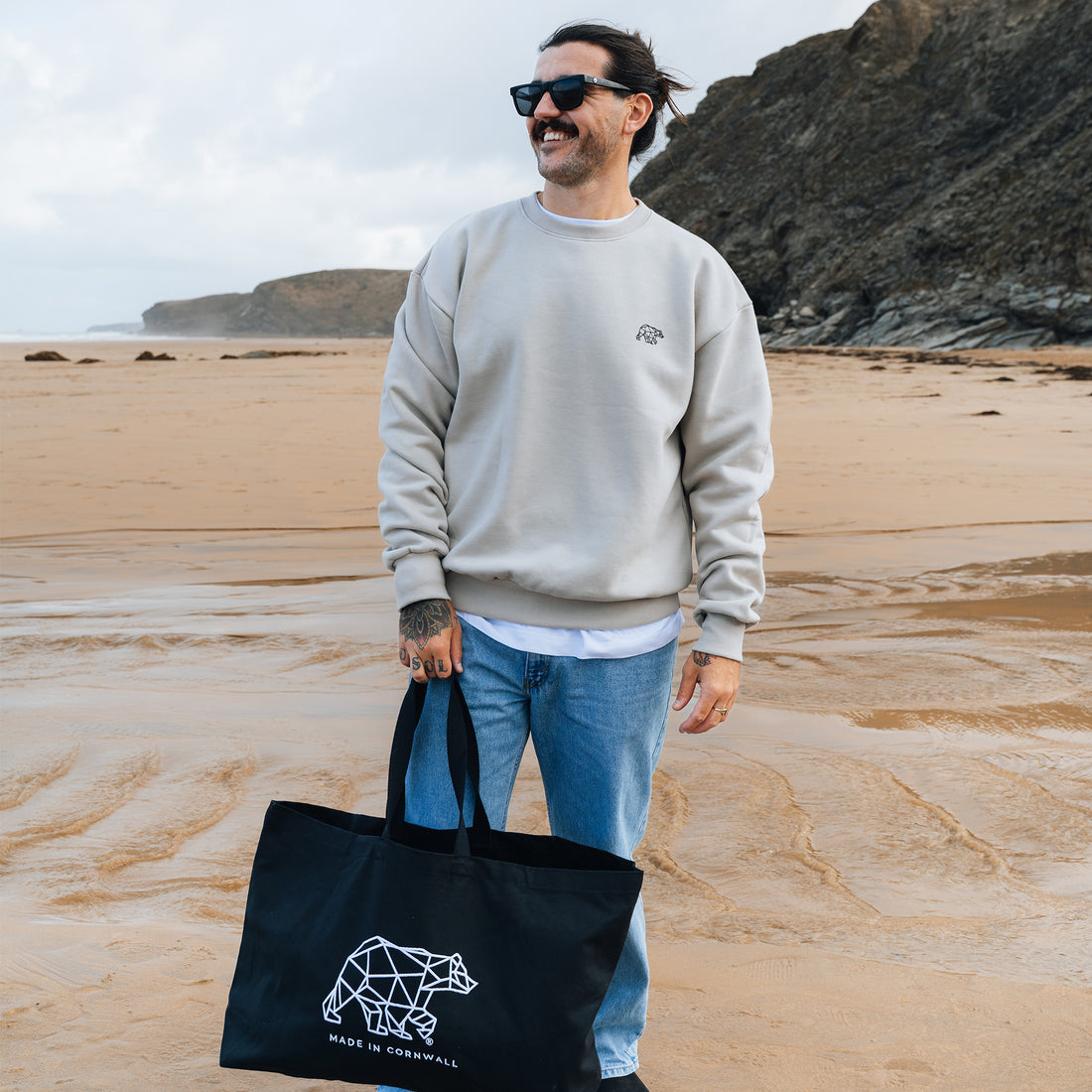 3 Tier Dust Sweatshirt