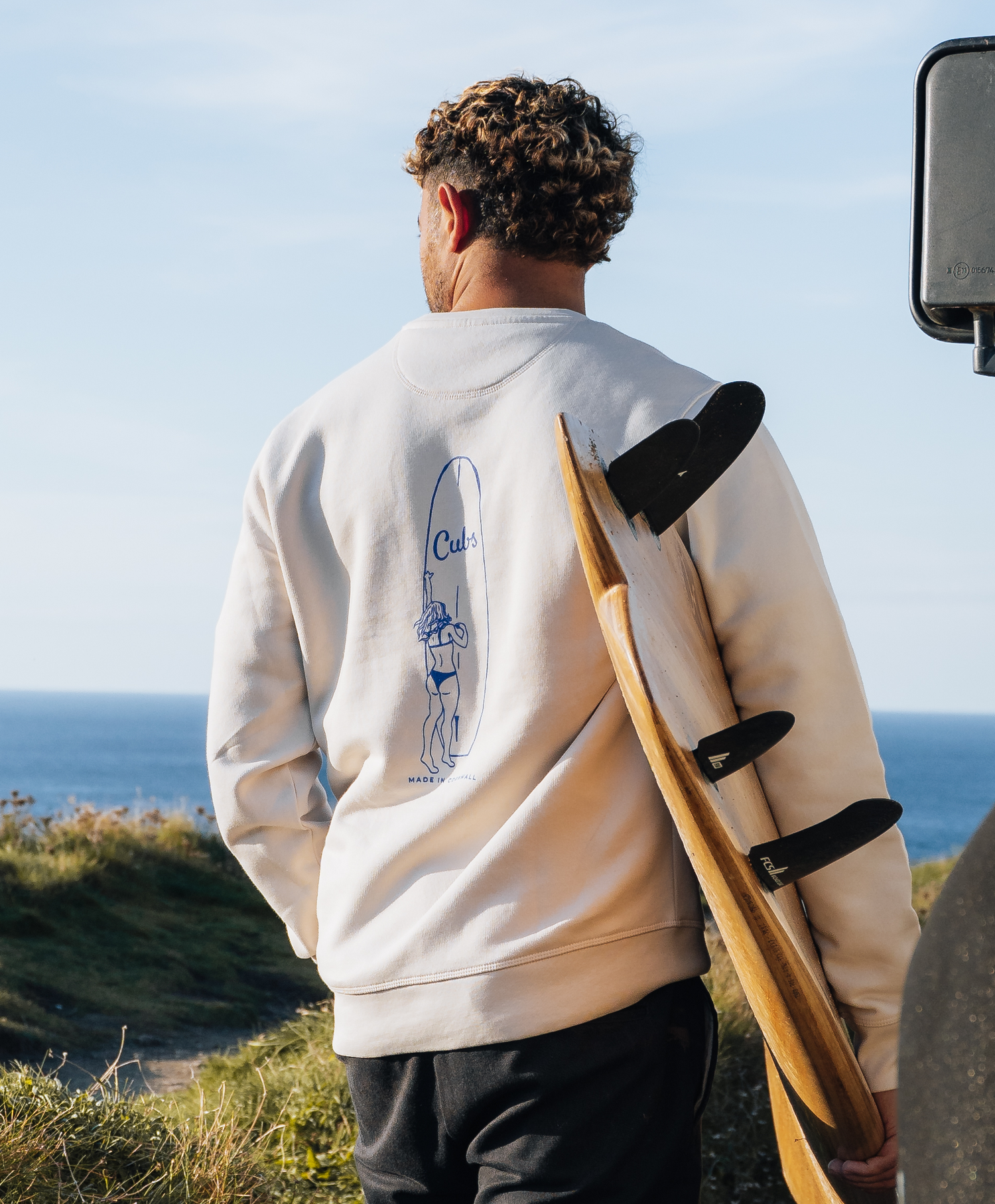 CUBS LONGBOARD VINTAGE WHITE SWEATSHIRT [NEW]